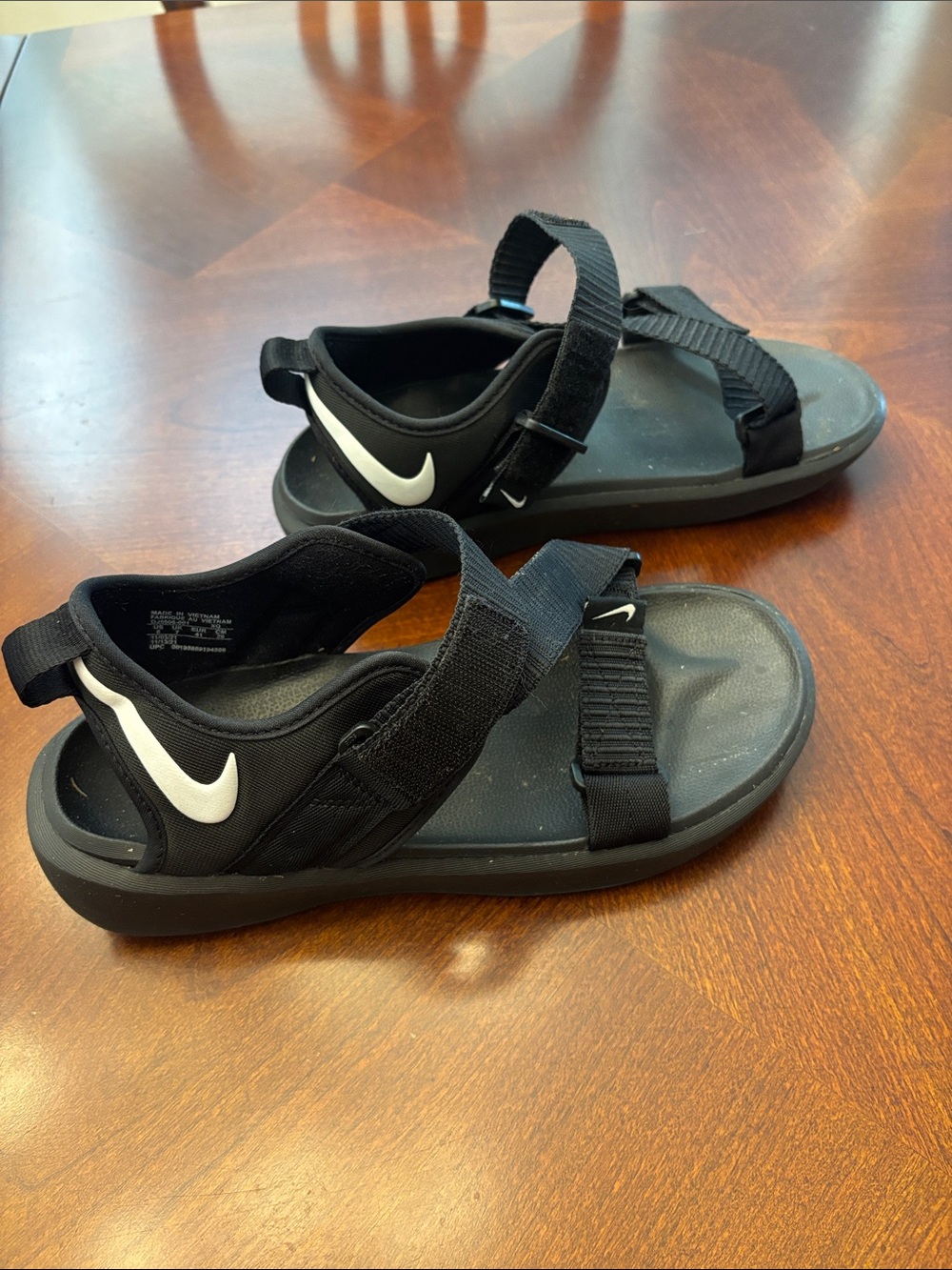 Nike Black and White Adjustable Strap Sandals